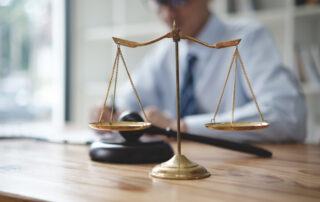 Navigating Bankruptcy Litigation: When You Need a Specialized Lawyer